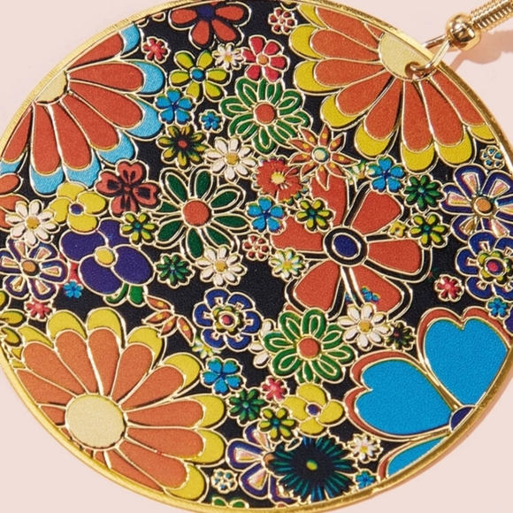 Boho flower earrings - Picture 2 of 3